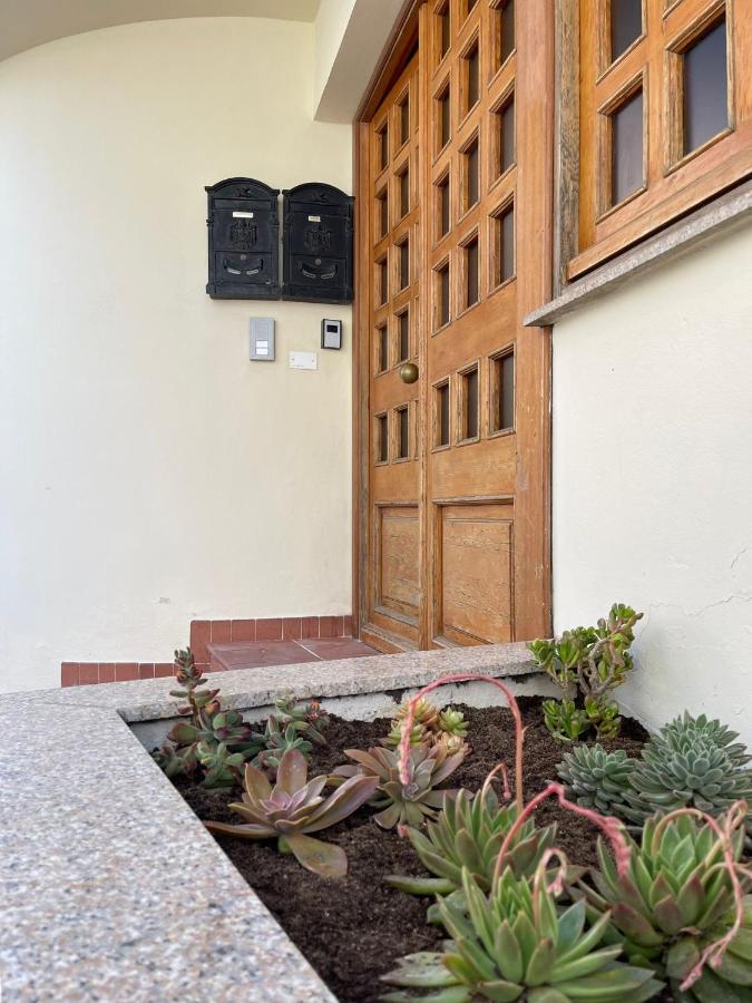 多尔加利Casa Vacanze Sa Piazza公寓 外观 照片